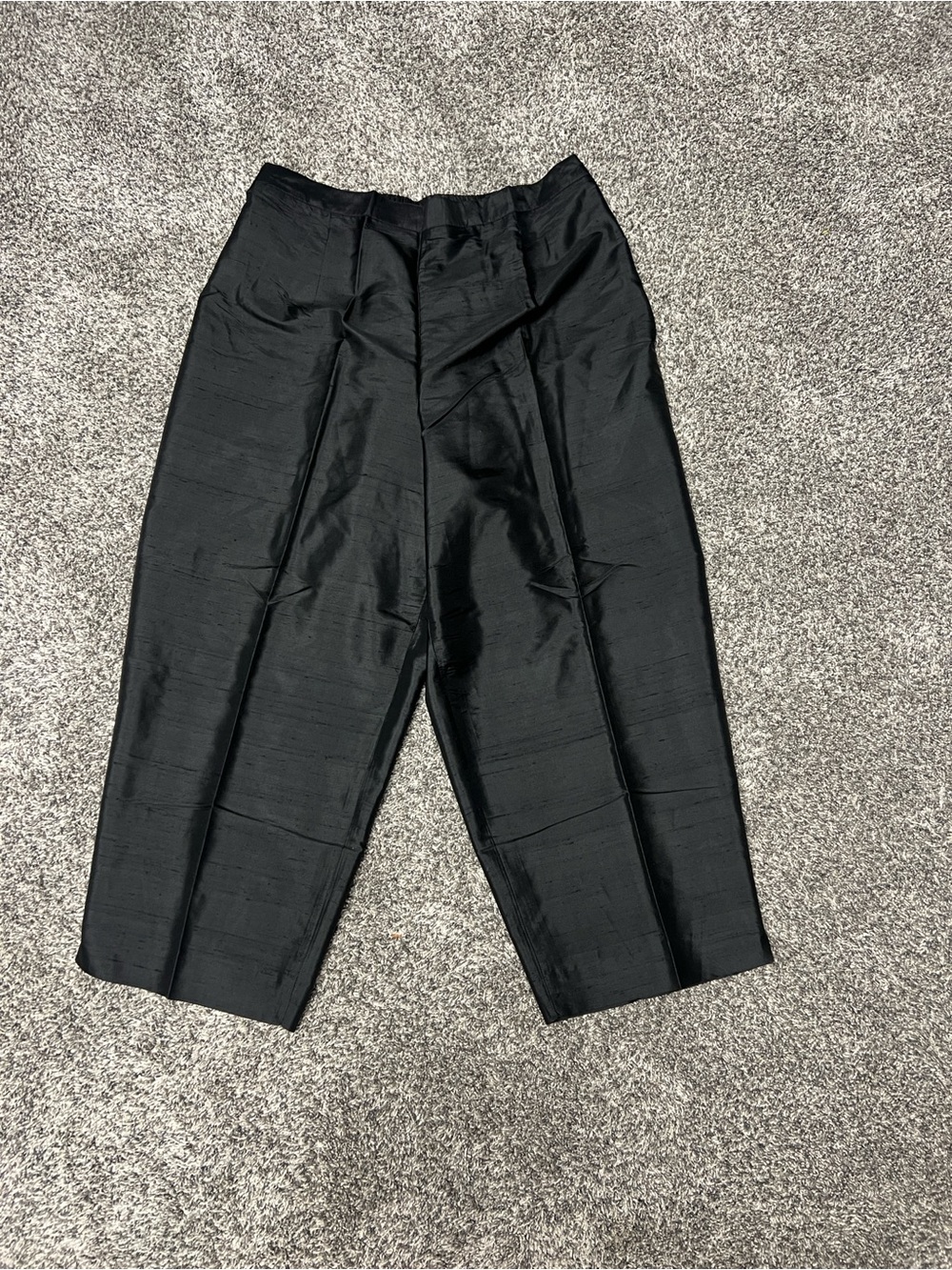 Notations 1X Black Textured Silk Cropped Pants Straight Leg